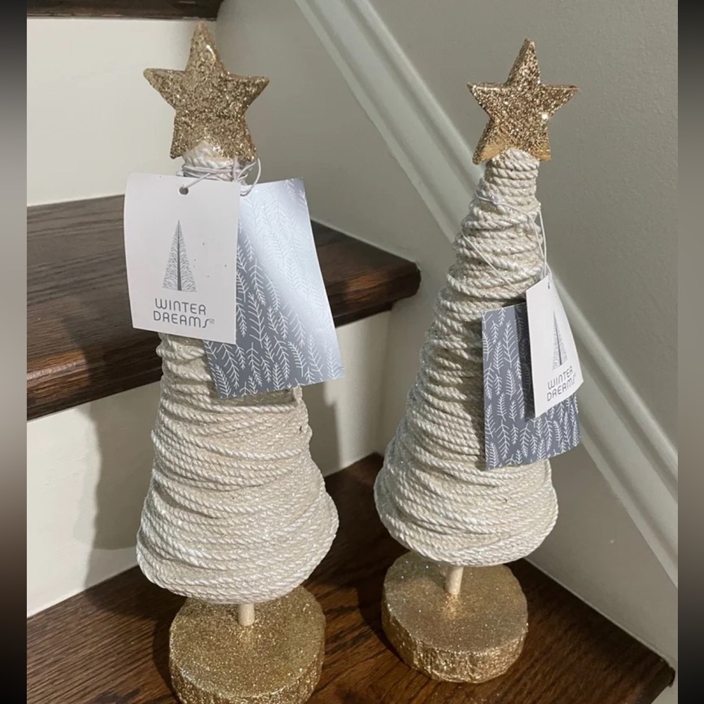 WINTER DREAMS PASTEL WHITE/ GOLD CANDIED YARN CHRISTMAS TREES